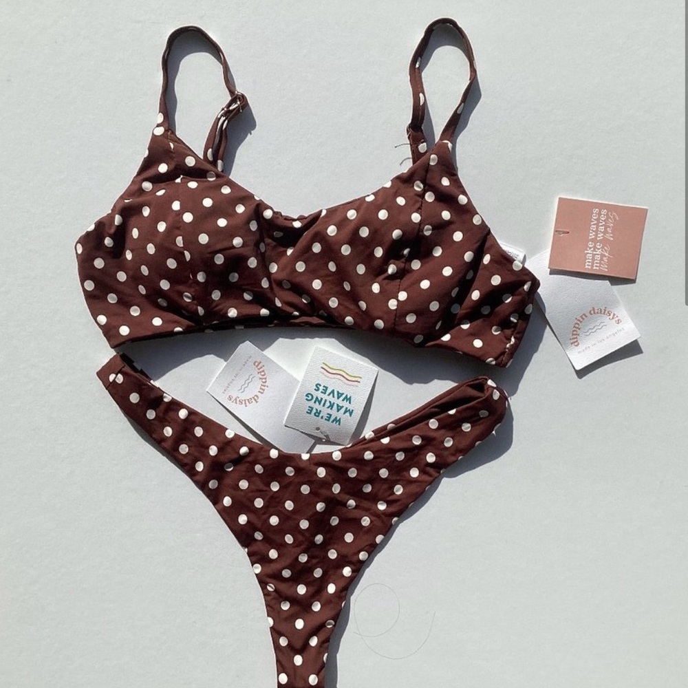 Dippin’ Daisy’s Redondo top & Seaport bottom